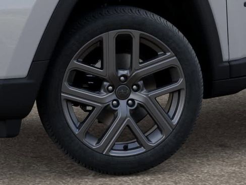 New 2026 Jeep Compass Limited image 8