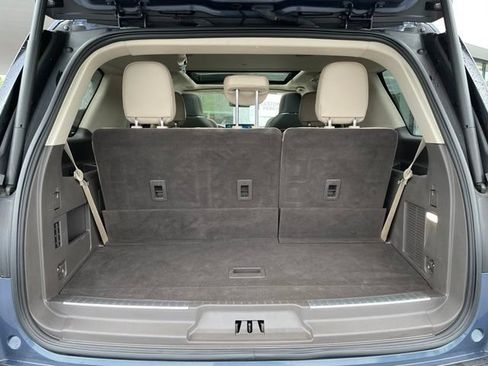 Used 2023 Lincoln Navigator Reserve AWD/4WD image 33