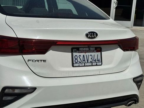 Used 2020 Kia Forte LXS FWD image 10