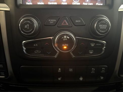 Used 2016 RAM 1500 Big Horn image 28