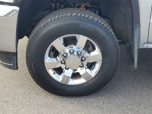 Used 2016 GMC Sierra 3500 SLE w/ SLE Preferred Package image 32