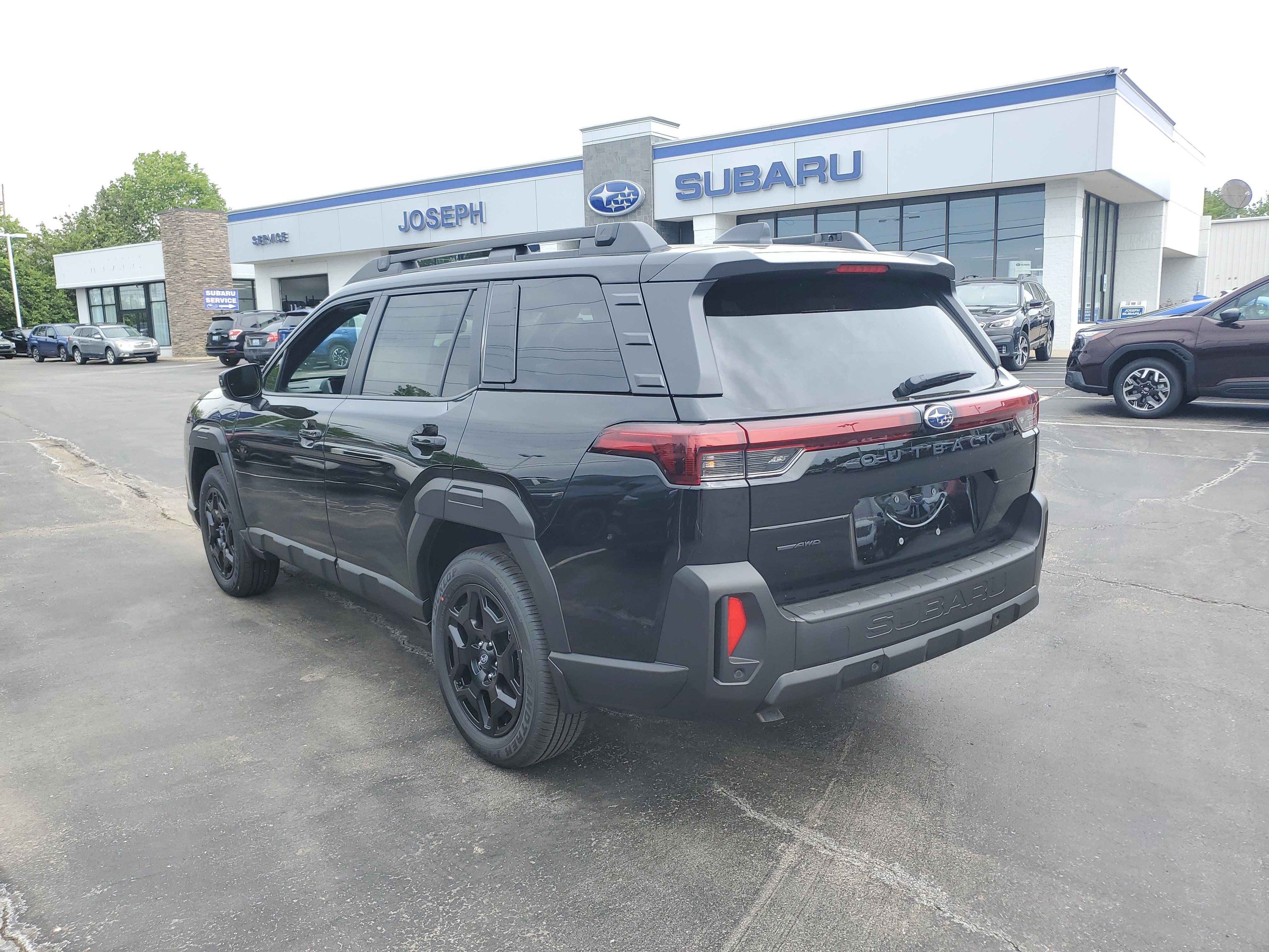 New 2026 Subaru Outback Limited AWD/4WD image 2