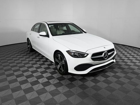 Used 2025 Mercedes-Benz C 300 Sedan image 23
