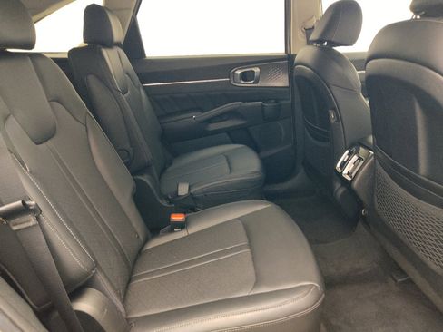 Used 2021 Kia Sorento SX AWD/4WD image 19