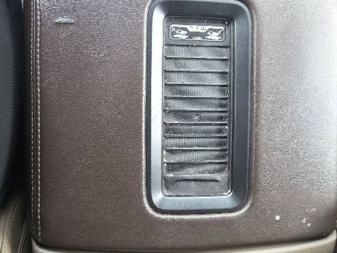 Used 2016 Chevrolet Tahoe LTZ AWD/4WD image 37
