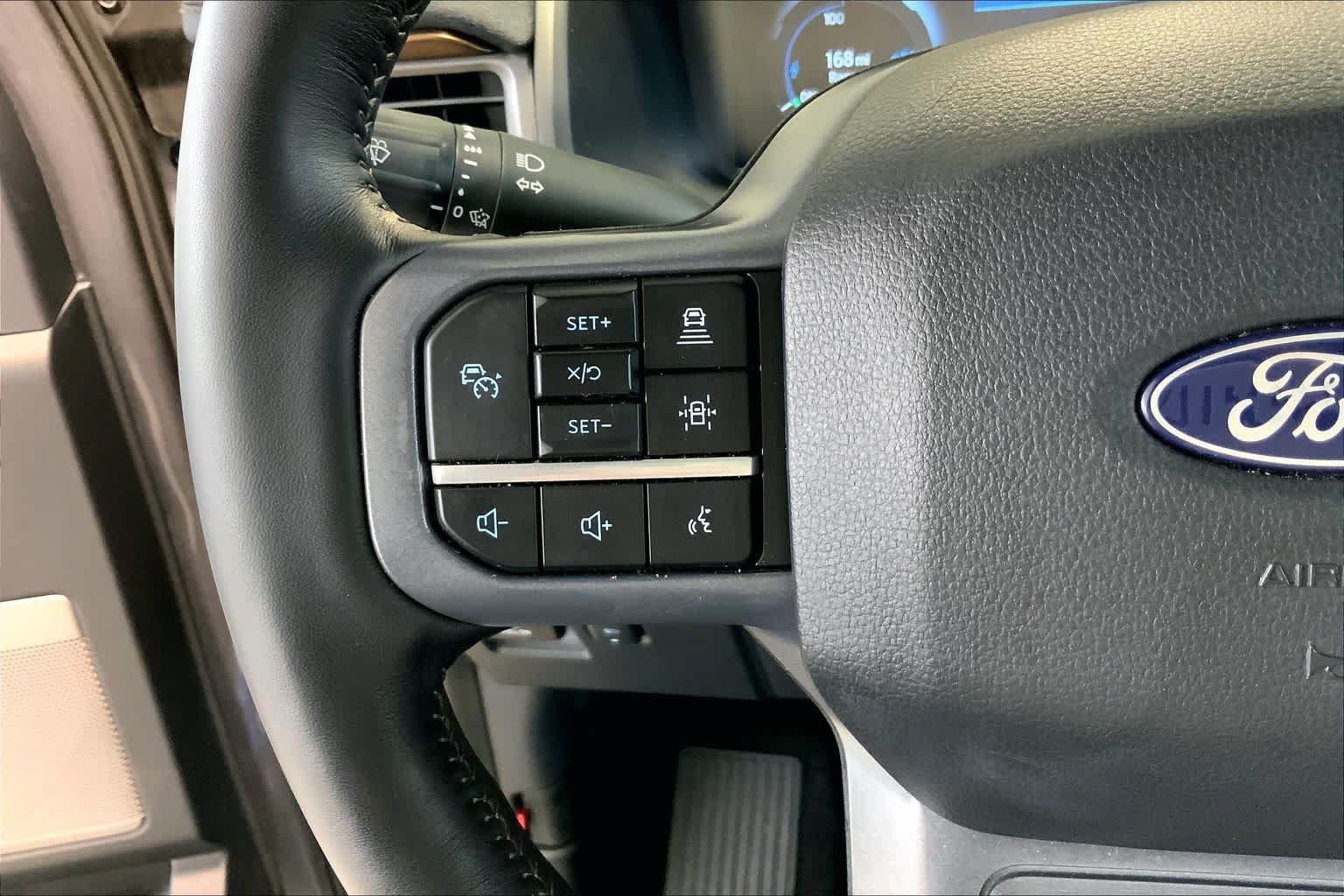 Used 2024 Ford F150 Lightning Lariat AWD/4WD image 23