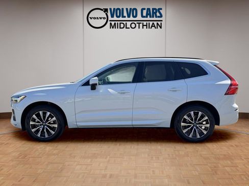 Used 2023 Volvo XC60 B5 Core FWD image 23