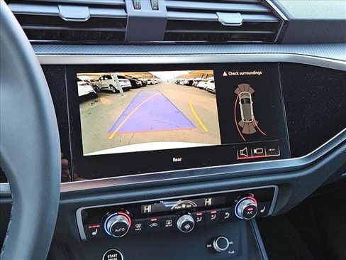 New 2025 Audi Q3 2.0T Premium w/ Convenience Package image 13