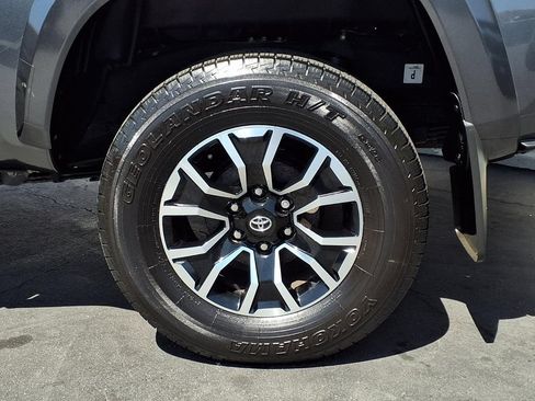 Certified 2023 Toyota Tacoma TRD Sport RWD image 3