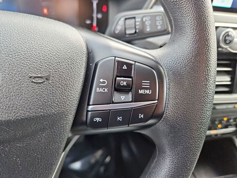 Used 2025 Ford Escape Active image 12