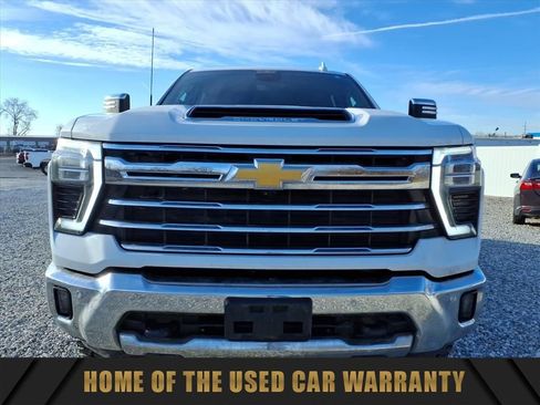 Used 2024 Chevrolet Silverado 3500 LTZ w/ LTZ Plus Package image 2