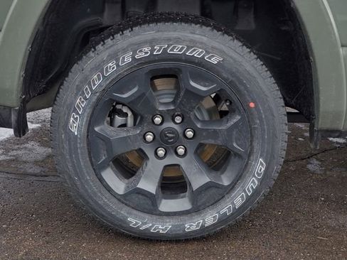 New 2026 RAM 1500 4x4 Crew Cab image 6