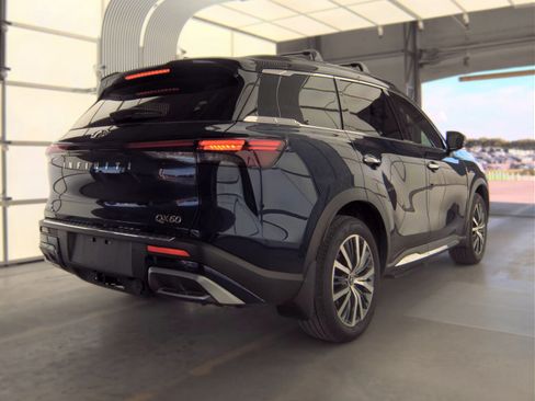Used 2025 INFINITI QX60 Autograph w/ Cargo Package AWD/4WD image 2