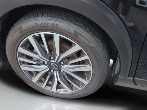 Used 2024 Nissan Kicks SR FWD image 27
