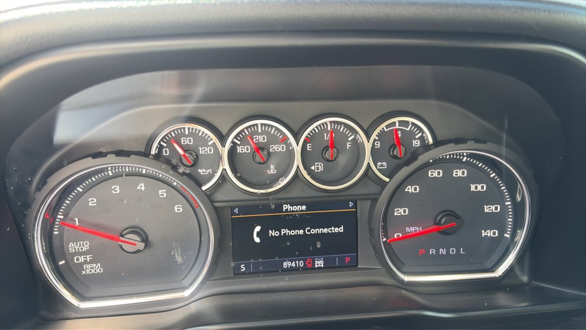 Used 2020 Chevrolet Silverado 1500 LTZ AWD/4WD image 17