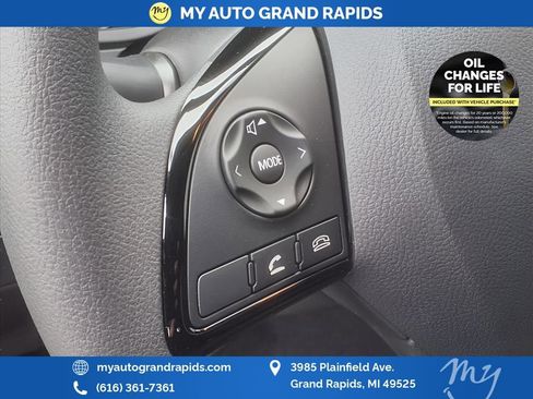 Used 2025 Mitsubishi Eclipse Cross ES image 8