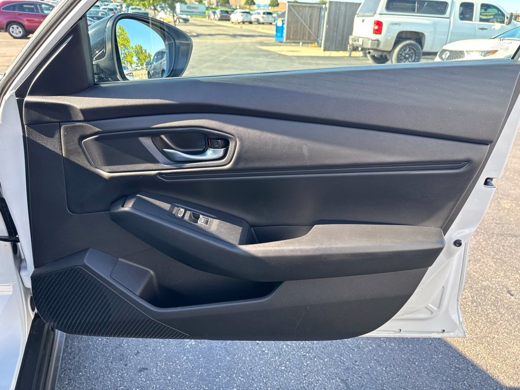 Used 2025 Honda Accord SE image 33