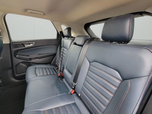 Used 2022 Ford Edge SEL w/ Sport Appearance Package image 25