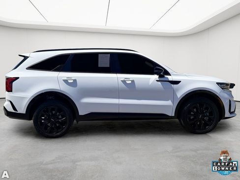 Used 2023 Kia Sorento SX AWD/4WD image 7