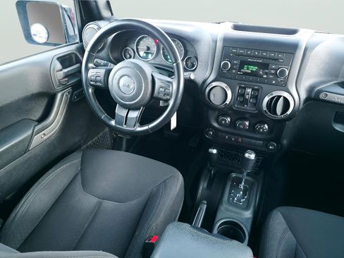 Used 2015 Jeep Wrangler Unlimited Sport w/ Quick Order Package 24S image 16