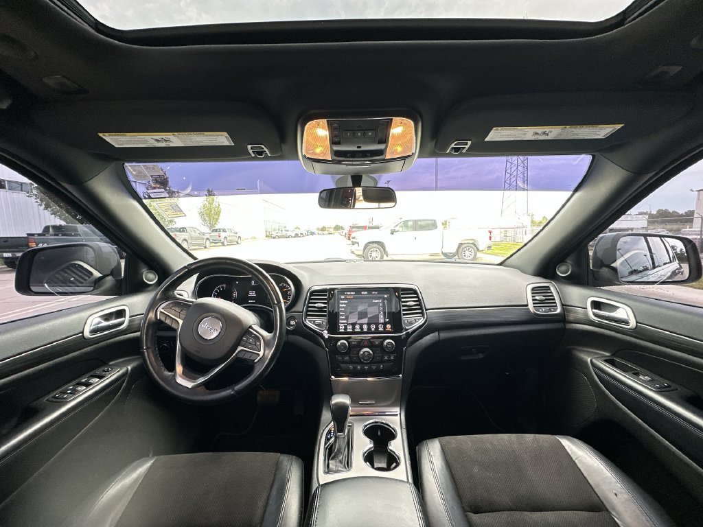 Used 2021 Jeep Grand Cherokee Laredo X AWD/4WD image 21