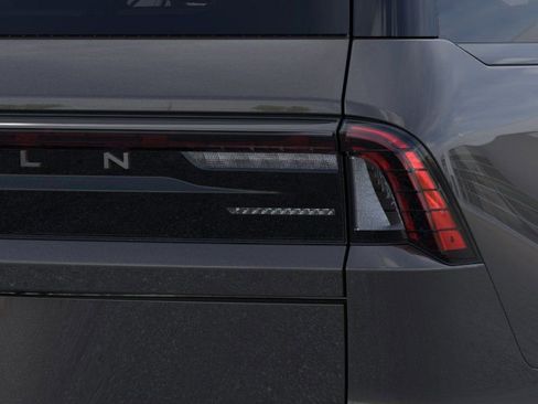 New 2026 Lincoln Navigator Black Label AWD/4WD image 21