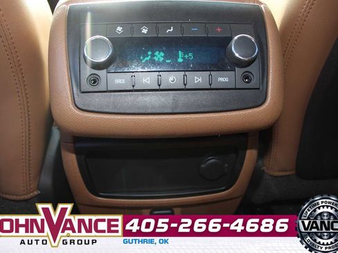 Used 2016 Buick Enclave Premium w/ Experience Buick Package image 28