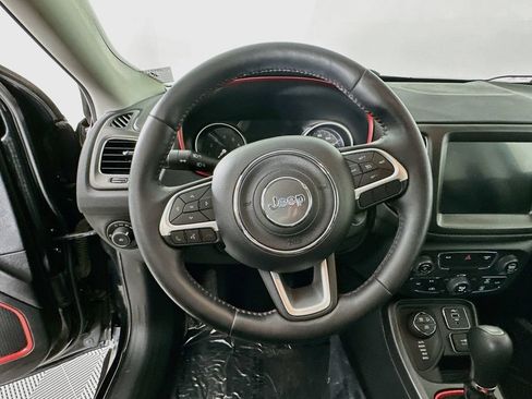 Certified 2019 Jeep Compass Trailhawk w/ Cold Weather Group AWD/4WD image 16