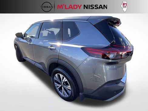 Used 2021 Nissan Rogue SV image 6