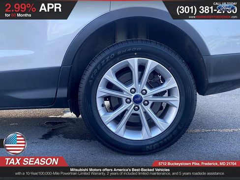 Used 2017 Ford Escape SE w/ Equipment Group 201A image 8