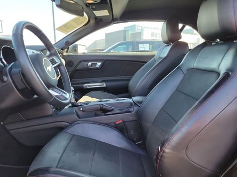 Used 2017 Ford Mustang GT Premium image 15