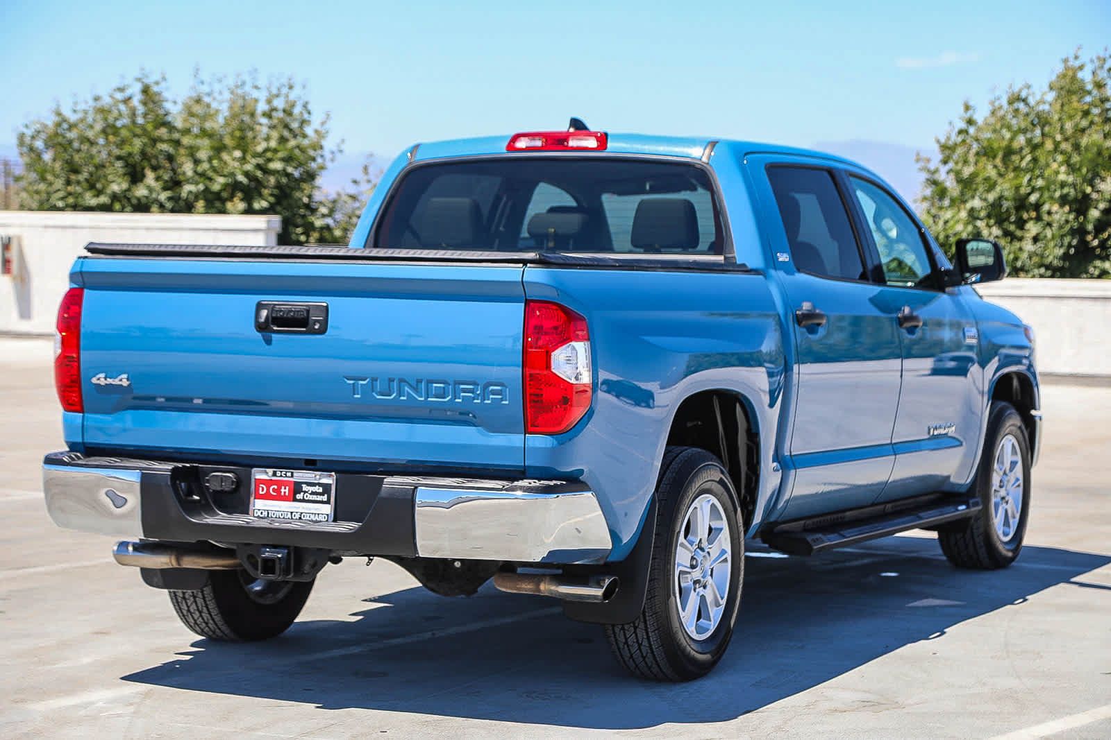Used 2020 Toyota Tundra SR5 w/ SR5 Leather Package AWD/4WD image 5