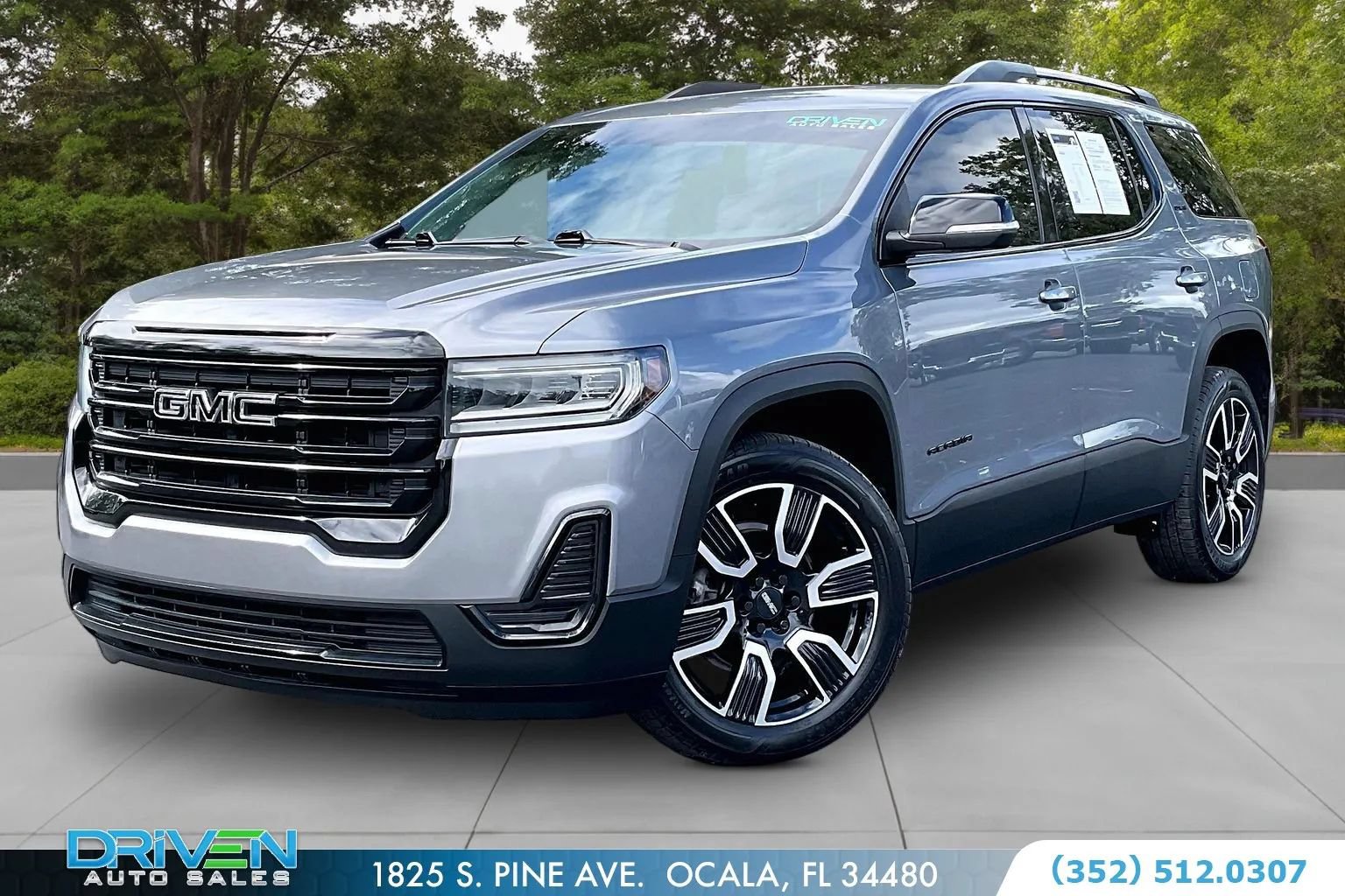 Used 2021 GMC Acadia SLE w/ Driver Convenience Package FWD image 1