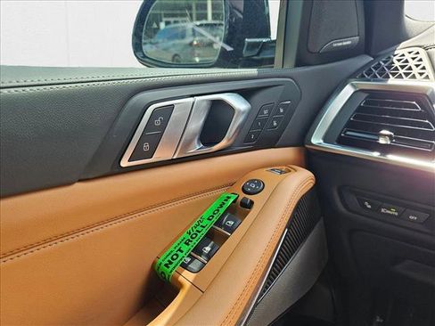 New 2026 BMW X5 M60i w/ Executive Package image 19