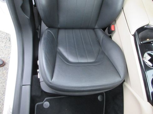 Used 2022 Maserati Quattroporte Modena image 24