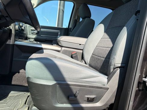 Used 2018 RAM 1500 Big Horn AWD/4WD image 27