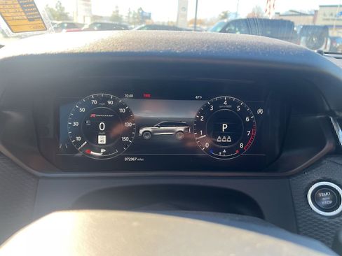 Used 2019 Land Rover Range Rover Velar R-Dynamic SE image 10
