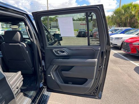 Used 2023 Chevrolet Suburban RST w/ Luxury Package AWD/4WD image 61