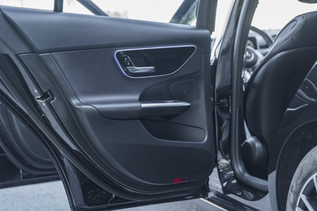 Certified 2025 Mercedes-Benz C 300 4MATIC Sedan image 35