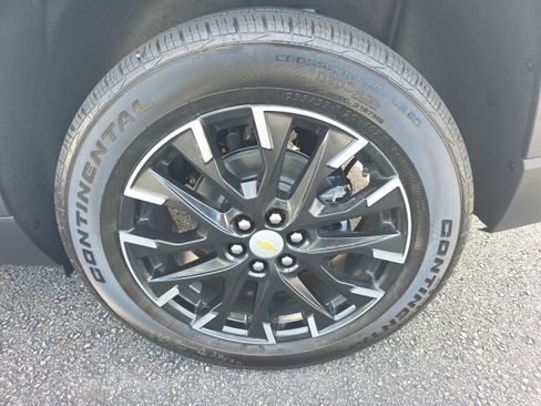 New 2026 Chevrolet Traverse LT w/ Enhanced Driving Package image 7