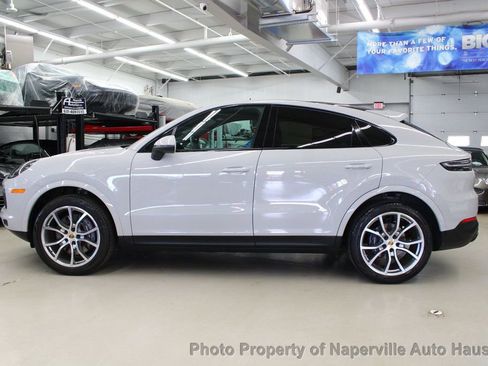 Used 2021 Porsche Cayenne Coupe AWD/4WD image 3