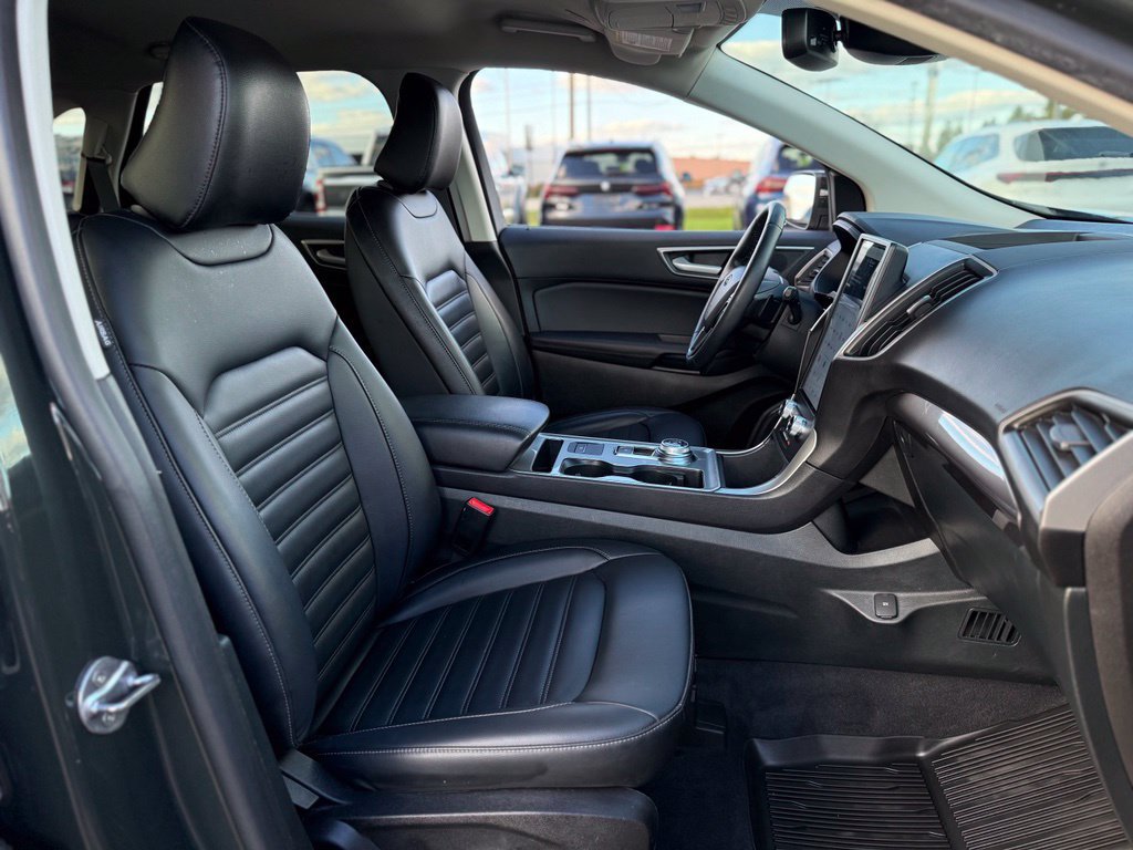 Used 2024 Ford Edge SEL w/ Convenience Package AWD/4WD image 13
