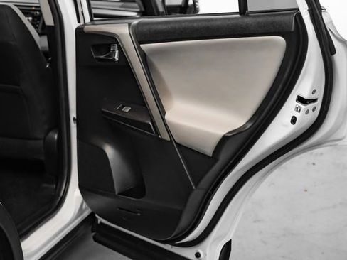 Used 2018 Toyota RAV4 XLE w/ Plus Extra Value Package image 43