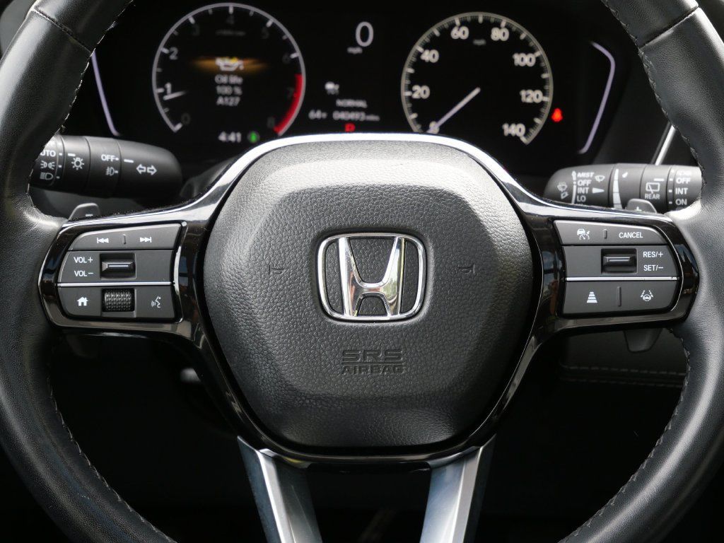 Used 2024 Honda Pilot Touring image 18