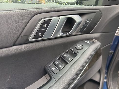 Used 2022 BMW X5 xDrive40i w/ Premium Package AWD/4WD image 11