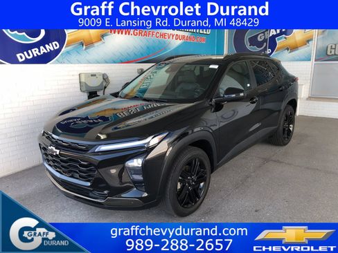 Used 2024 Chevrolet Trax ACTIV w/ Driver Confidence Package FWD image 1