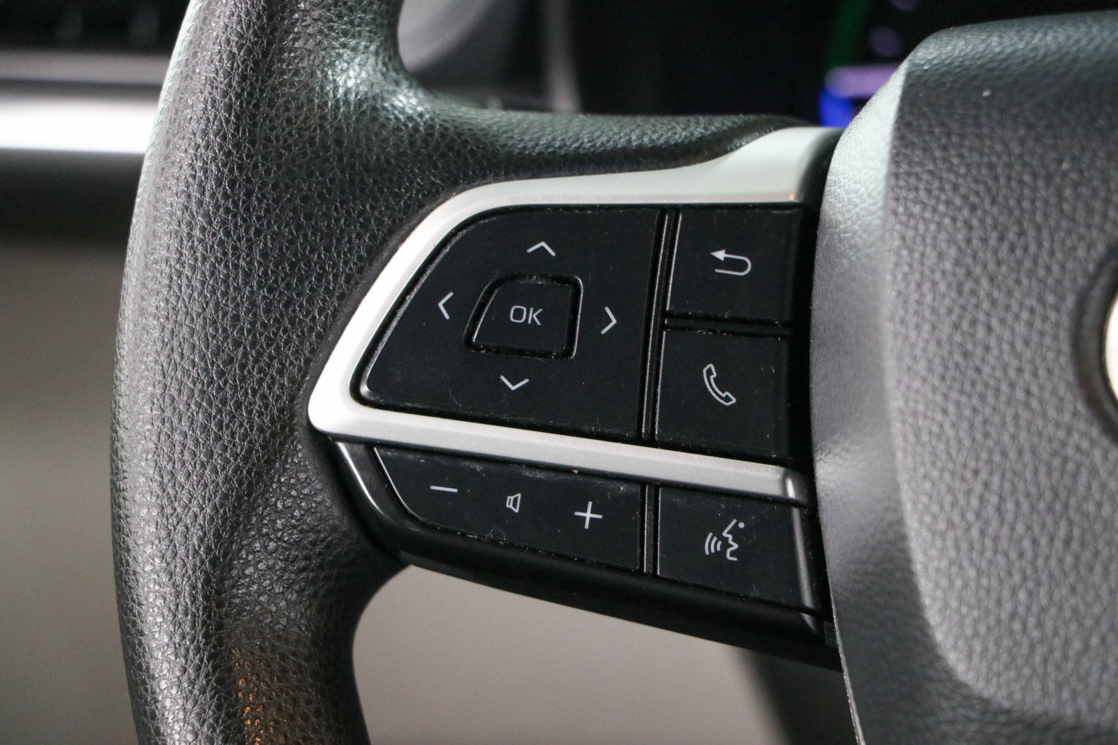 Used 2021 Toyota Sienna LE w/ LE Plus Package FWD image 13