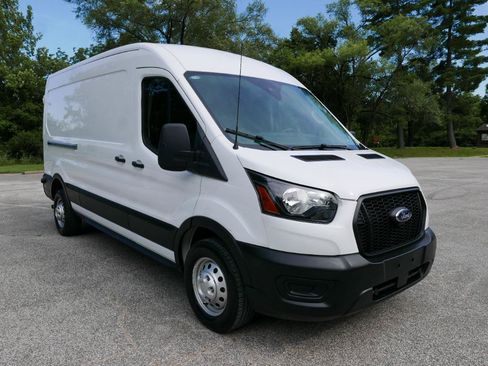 Used 2024 Ford Transit 250 148 Medium Roof Extended AWD image 4