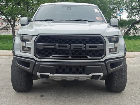 Used 2017 Ford F150 Raptor w/ Equipment Group 802A Luxury AWD/4WD image 11