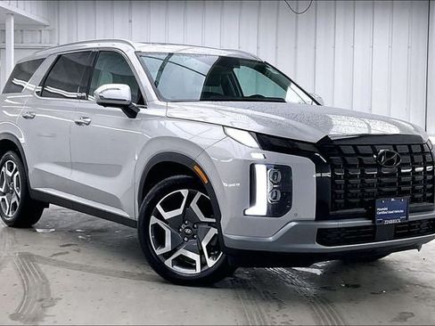 Certified 2025 Hyundai Palisade SEL FWD image 35